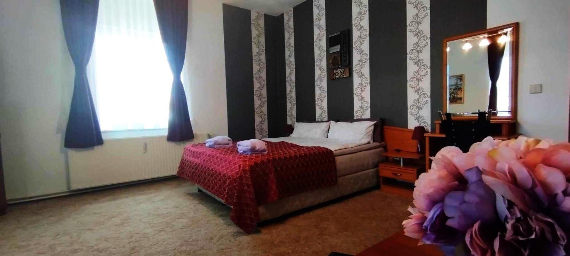 Grosse Wohnung Mit Terrasse Im Altstadtzentrum - Ferienwohnung Chiplakoff Blankenburg (Harz) Exterior foto
