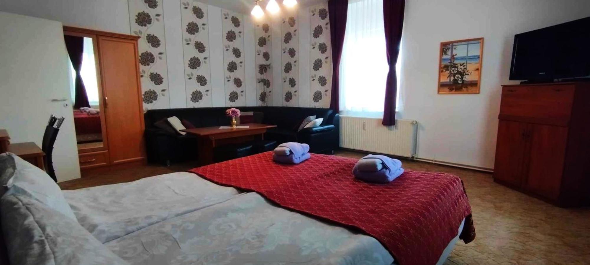 Grosse Wohnung Mit Terrasse Im Altstadtzentrum - Ferienwohnung Chiplakoff Blankenburg (Harz) Exterior foto