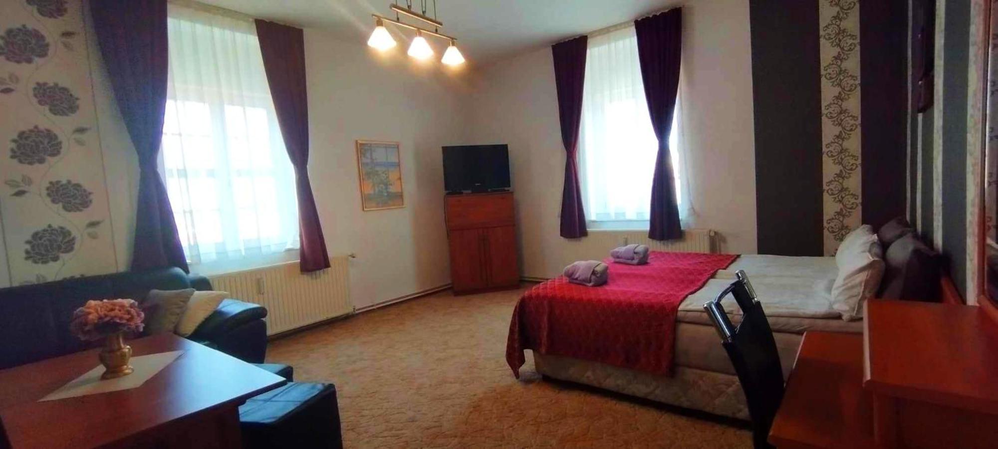 Grosse Wohnung Mit Terrasse Im Altstadtzentrum - Ferienwohnung Chiplakoff Blankenburg (Harz) Exterior foto